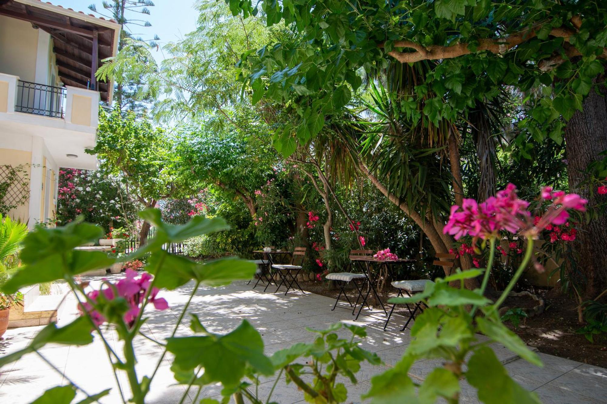 Hara Studios Laganas Extérieur photo